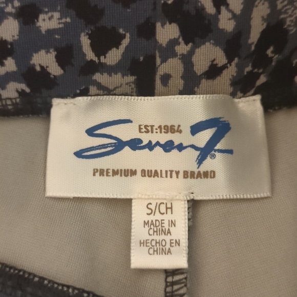 Seven 7 Women's Cheetah Animal Print Leggings Size S Stretch Soft -429 - Picture 4 of 8